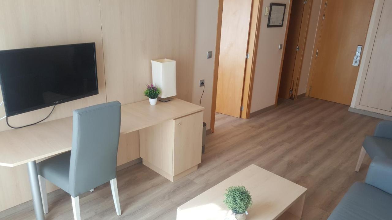 Habitación Superior con salón (2 adultos)